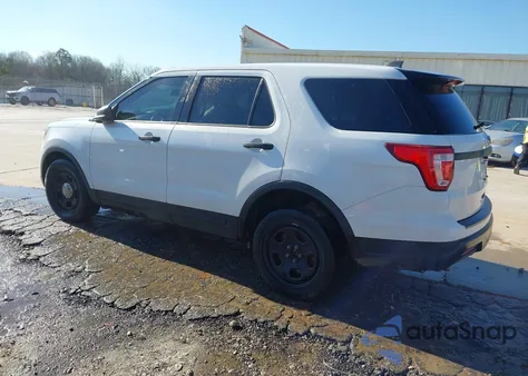 2018 Ford Police Interceptor z USA, uszkodzony, nr VIN 1FM5K8AR2JGA15874